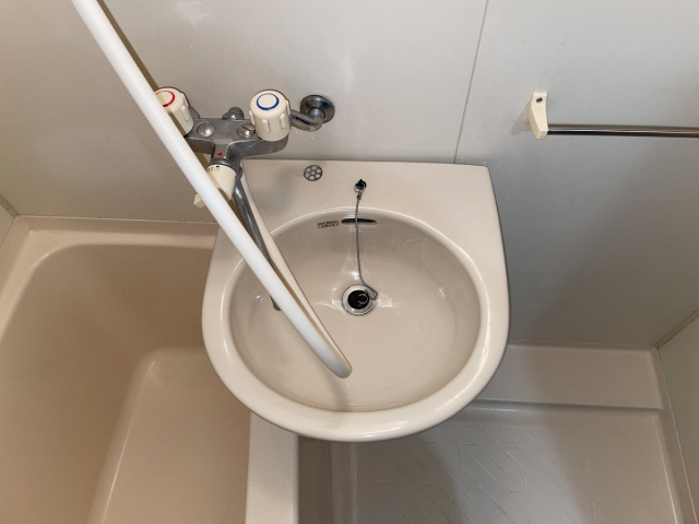 洗面設備　コンパクトで使いやすい洗面所