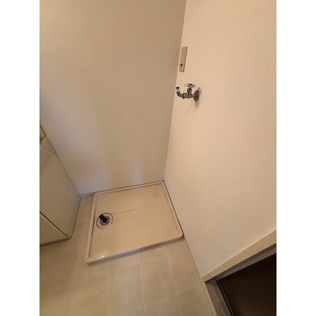 洗面設備　室内洗濯機置場