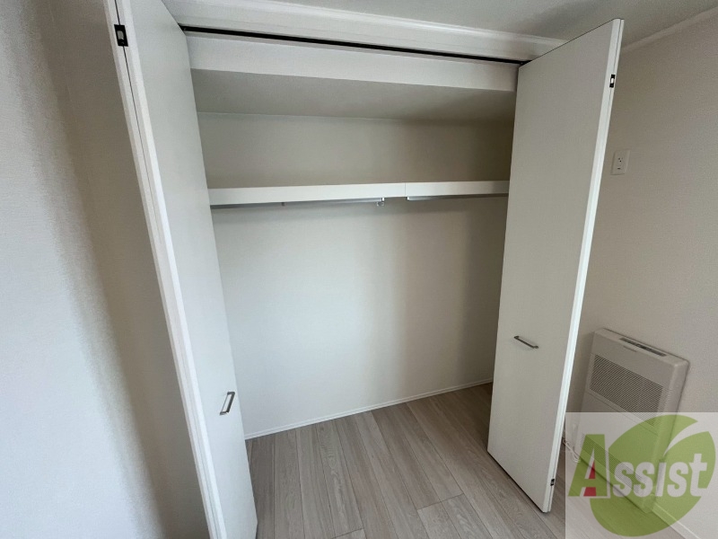 収納　クローゼットがありました。お洋服や荷物はここへ