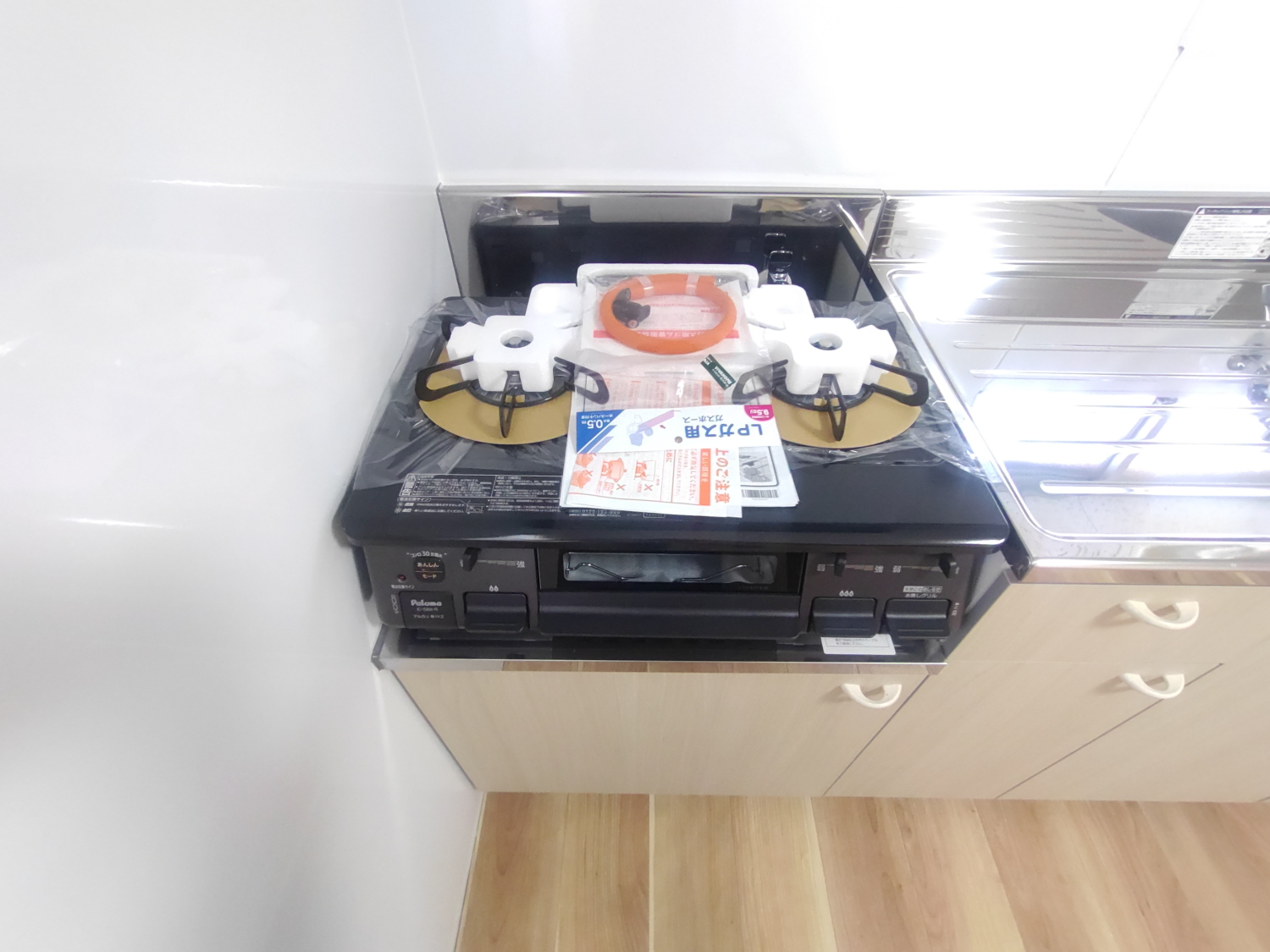 その他設備　ガスコンロ新品設置済♪