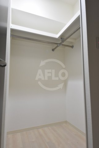 収納　アベニール鷺洲　ウォークインクローゼット