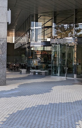 飲食店　タリーズコーヒー 新宿スクエアタワー店（飲食店）まで688m