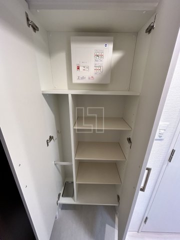 収納　エスリードレジデンス大阪難波　下駄箱