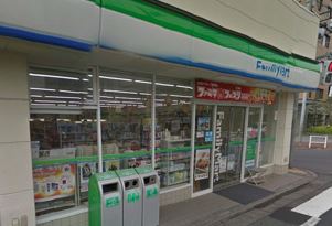 コンビニ　ファミリーマート 国立駅北店（コンビニ）まで110m