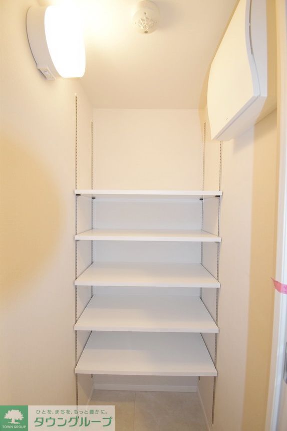 収納　同建物内・同仕様