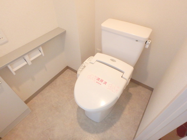 トイレ　★落ち着ける独立したトイレスペース★