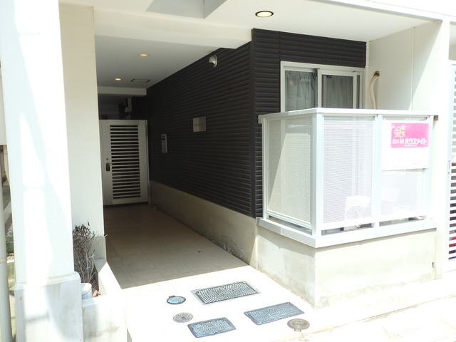 エントランス　★建物入り口★