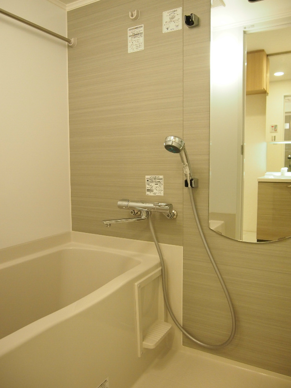 バス・シャワールーム　☆ゆったりくつろげるお風呂☆