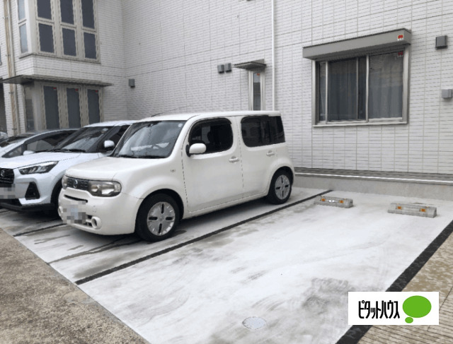 駐車場　同施工会社イメージ図