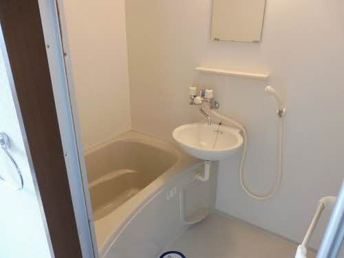 バス・シャワールーム　浴室