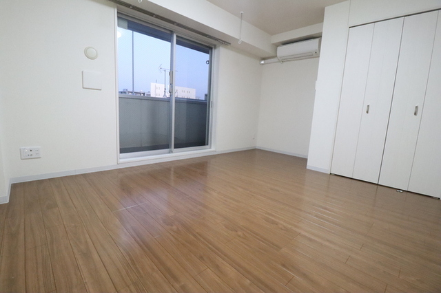 居室・リビング　洋室