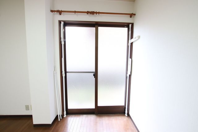 その他設備　室内物干し