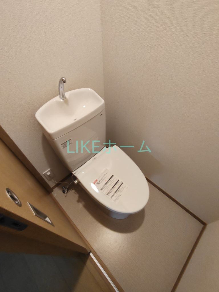 トイレ　トイレ