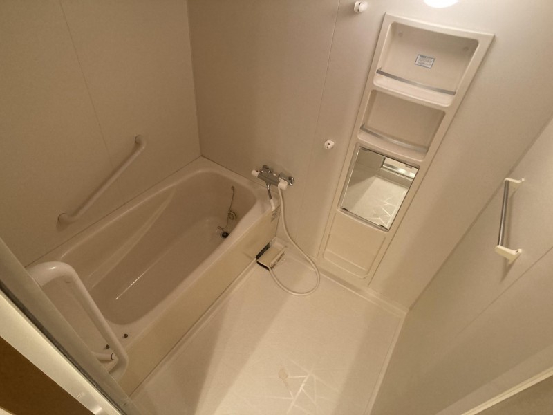 バス・シャワールーム　浴室