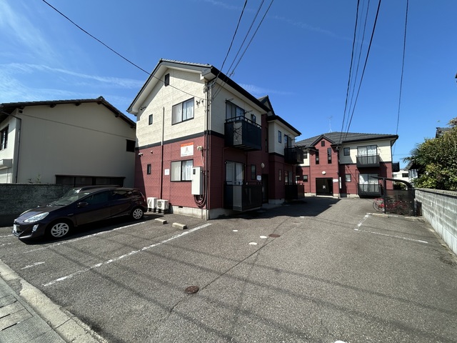 駐車場　敷地内駐車場