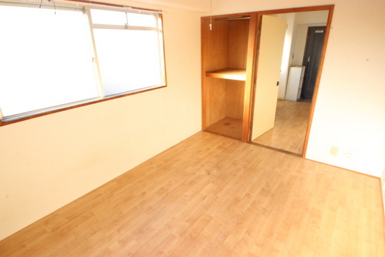 居室・リビング　※別部屋の写真です