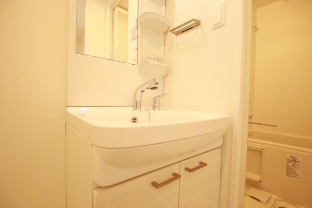 洗面設備　※別室の参考写真の為、現況優先です。