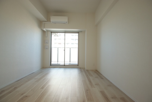 居室・リビング　※別室の参考写真の為、現況優先です。