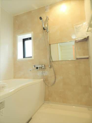 バス・シャワールーム　1日の疲れが癒されます。