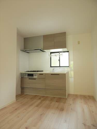 キッチン　ガスコンロ設置可です。