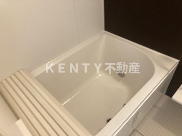 バス・シャワールーム　ゆったり過ごせるお風呂です