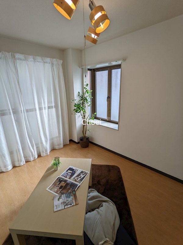 居室・リビング　※別部屋写真です