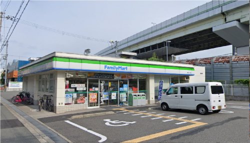 コンビニ　ファミリーマート 大開三丁目店（コンビニ）まで432m