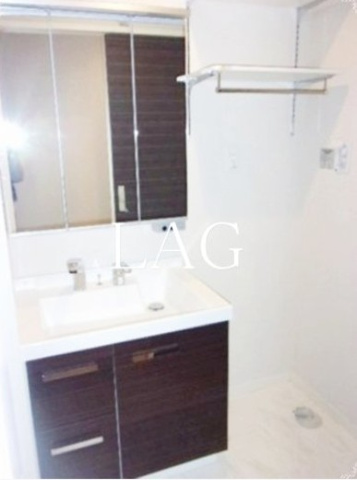 洗面設備　洗面台です。