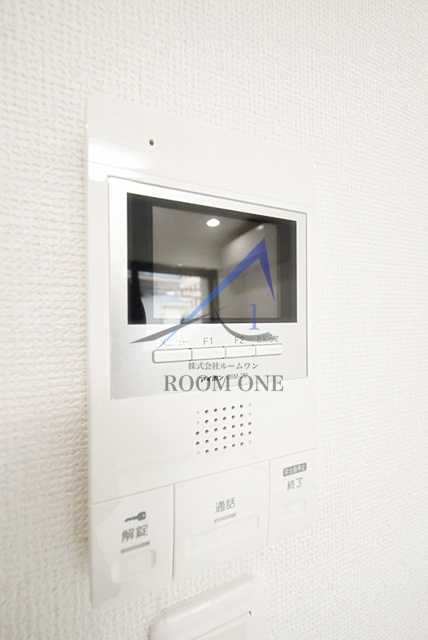 セキュリティ　モニター付きインターホンです。