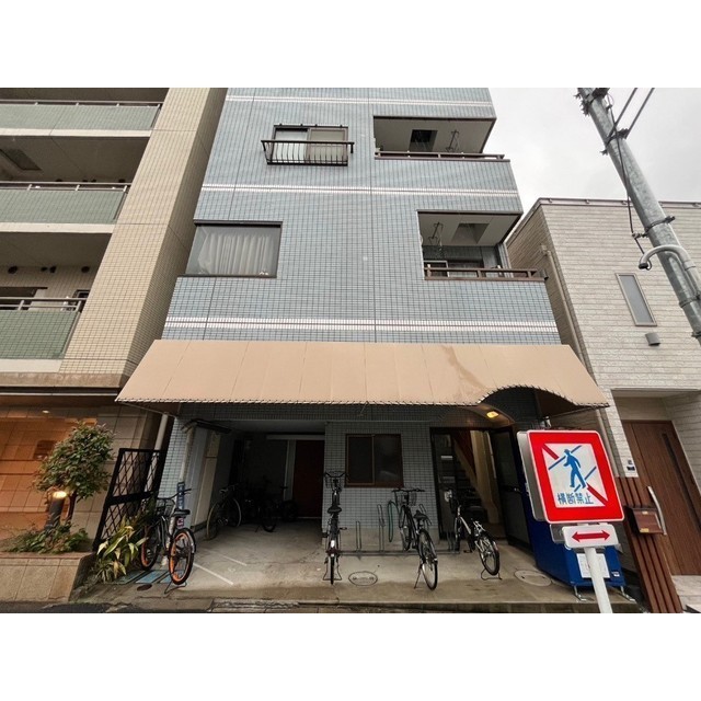 建物外観　外はこのようになっています