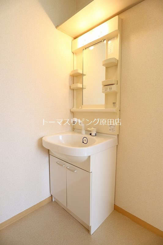洗面設備　203号室写真