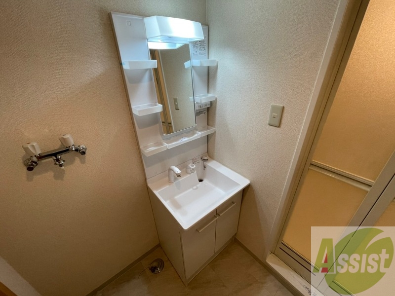 洗面設備　シャンプードレッサーで身支度もラクラクです！