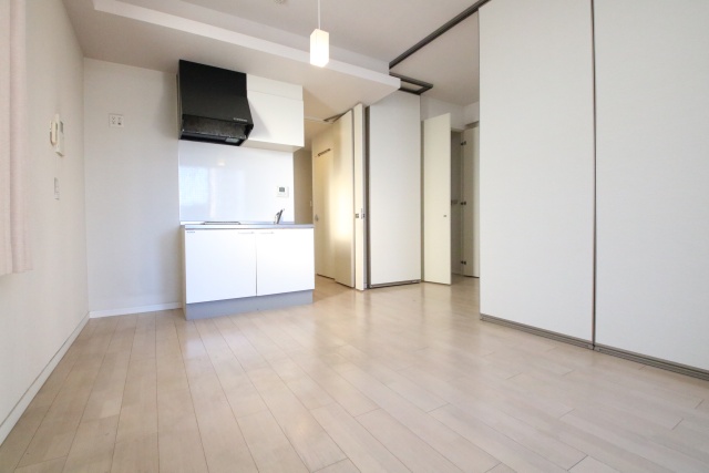 居室・リビング　※別部屋の参考写真のため、現状優先です。