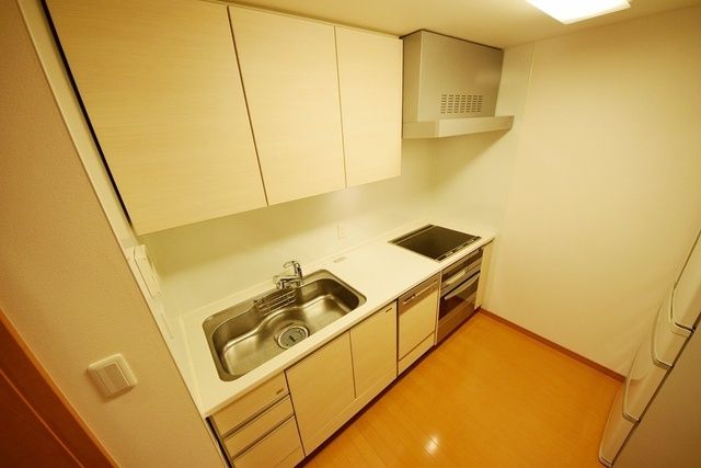 キッチン　★食洗機・オーブン付き★冷蔵庫もあります★