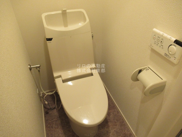 トイレ　洗浄・暖房便座付です！毎日清潔・快適に暮らせますね☆