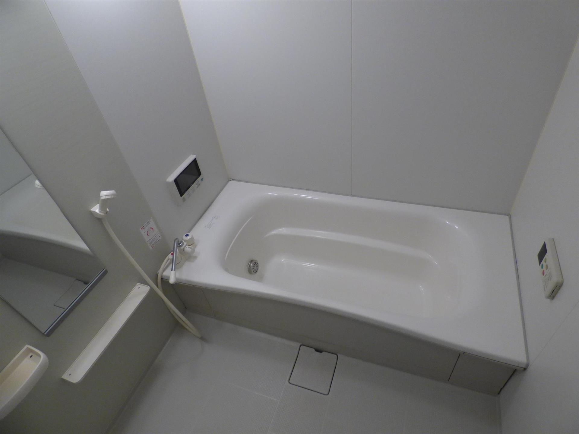 バス・シャワールーム　バス