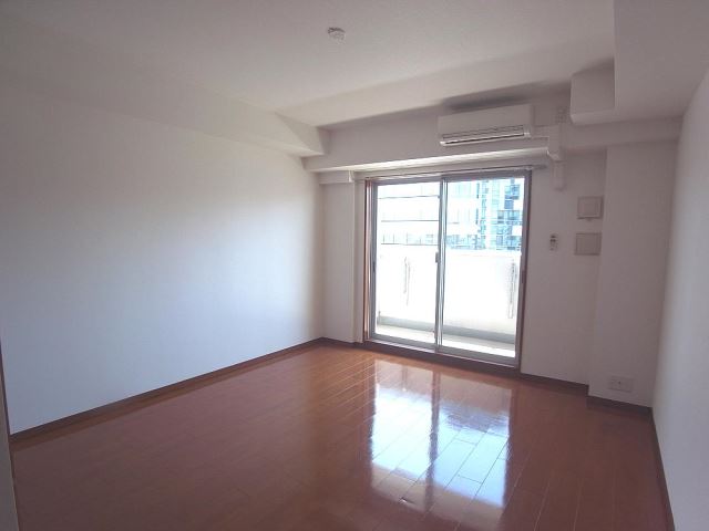 居室・リビング　南向きのリビング