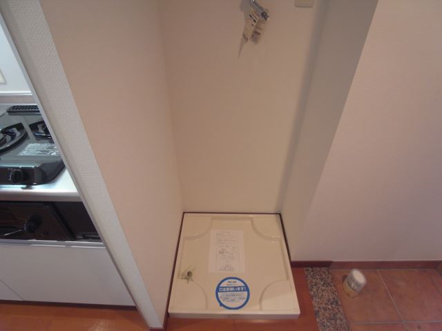 玄関　洗濯パン縦６４×横６４