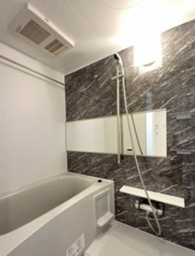 バス・シャワールーム　☆ゆったりスペース☆