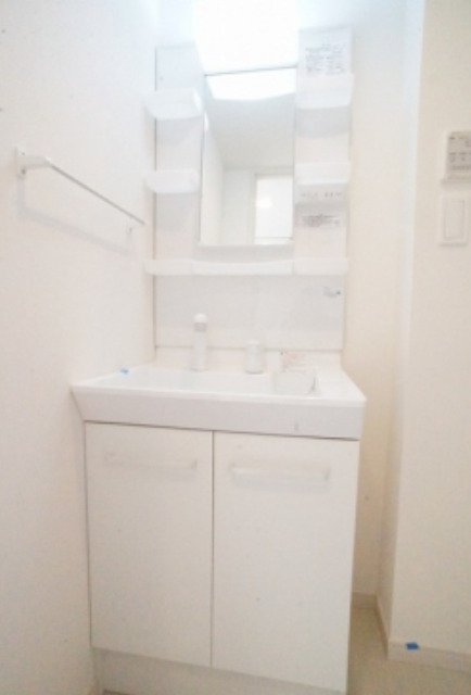 洗面設備　【女性のお一人暮らしでも安心のセキュリティ♪】