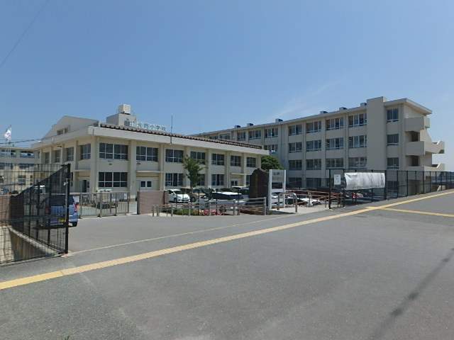 小学校　福岡市立小学校元岡小学校（小学校）まで1100m