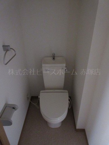 トイレ　別号室参考写真