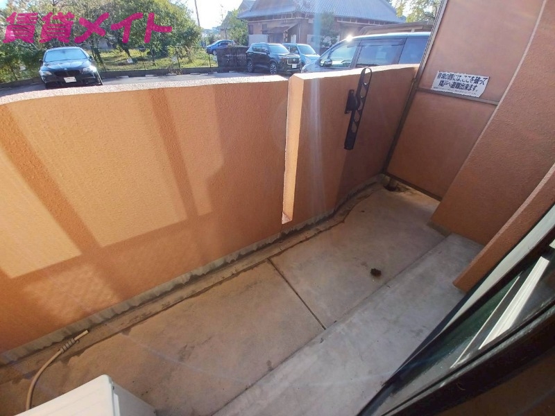 バルコニー　他の部屋の写真代用してます。