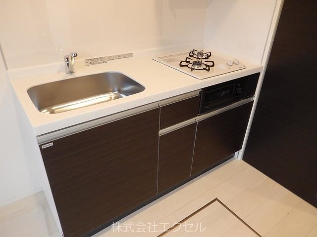 キッチン　2口コンロのシステムキッチンです。