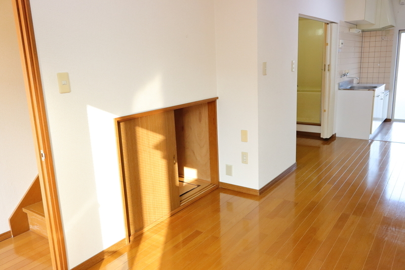 収納　※同タイプ部屋の写真です