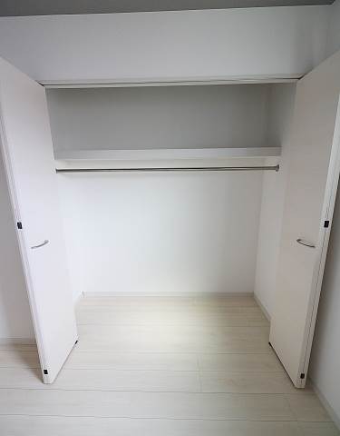 収納　お荷物はこちら