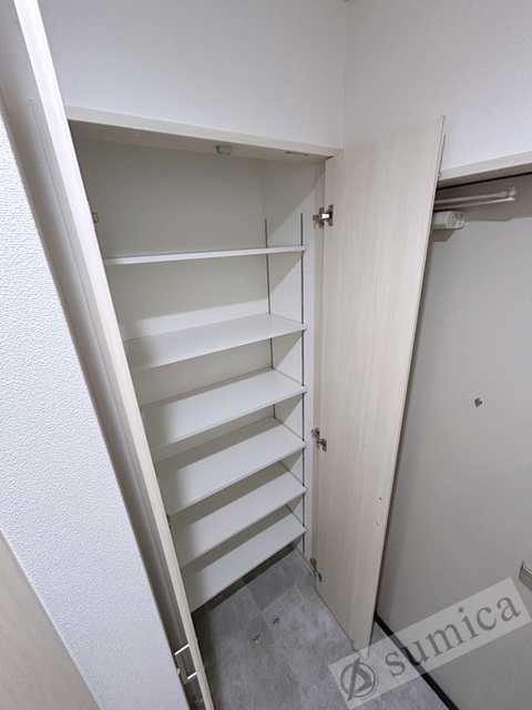 玄関　たっぷりと収納できるシューズボックス♪♪