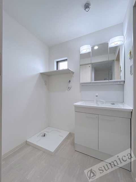 洗面設備　洗面脱衣所付き！独立洗面台が便利です♪♪