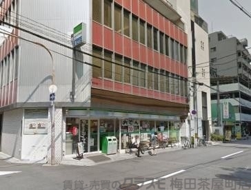 コンビニ　ファミリーマート中津駅東店（コンビニ）まで719m