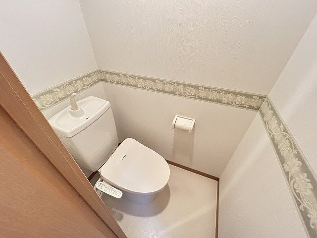 トイレ　同マンション別部屋
